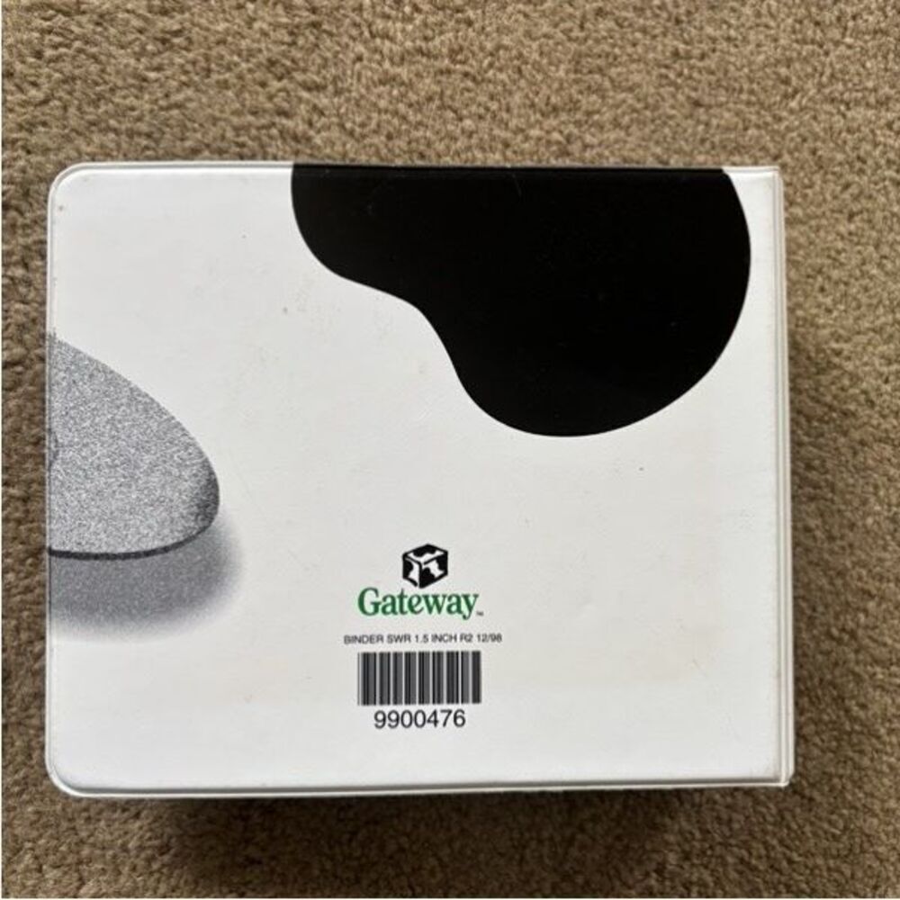 Gateway Software Storage Case With 17 Discs - Picture 13 of 13